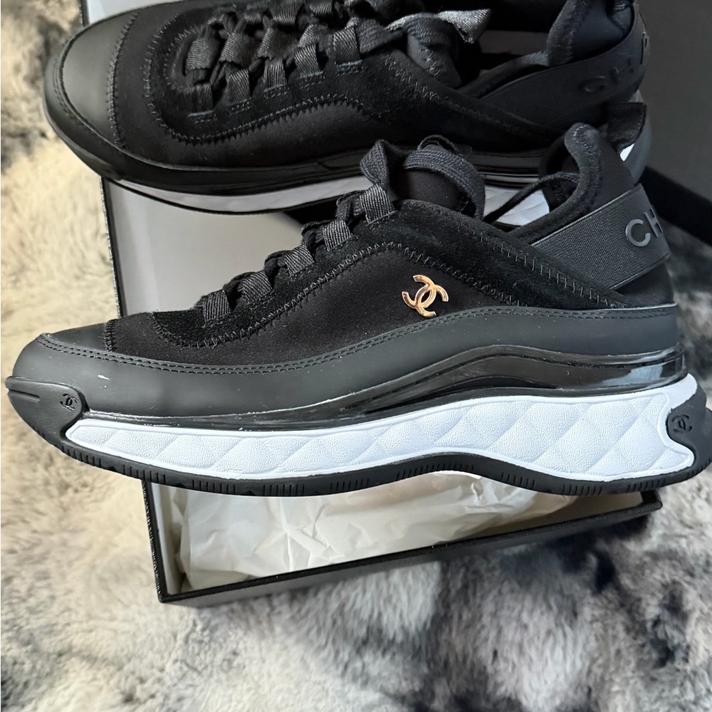 CHANEL Black Calfskin Mixed Fibers CC Sneakers size 39 (Brand New in Box) - Picture 5 of 11